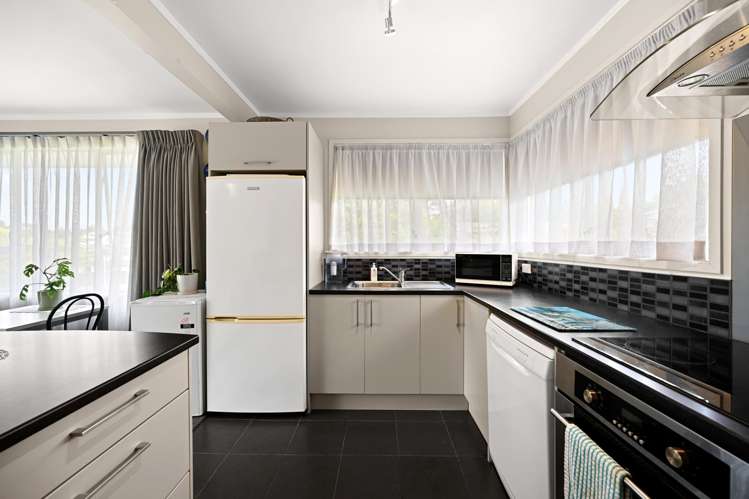 22 Sunnyhills Avenue Glenview_6