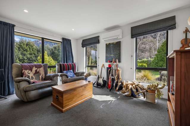10 Cove Lane Mt Creighton_3