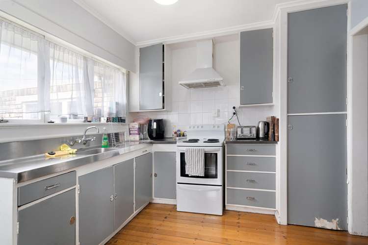 4134 Great North Road Glendene_9