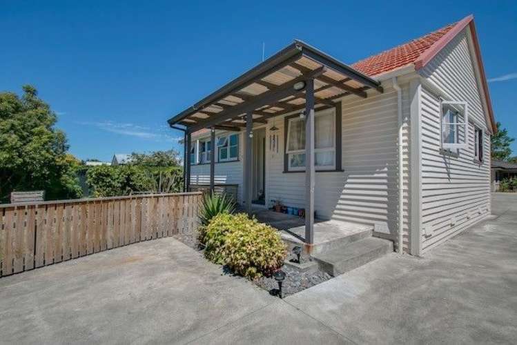 19 Hammond Road Taradale_8