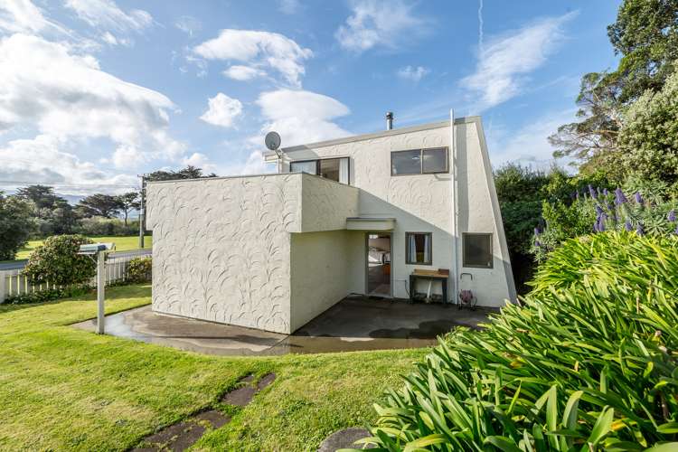 72 Lake Ferry Road Lake Ferry_11