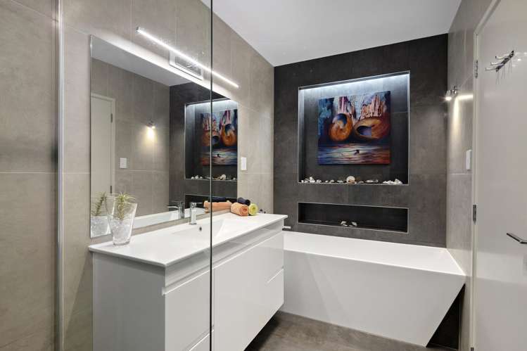 55 Ferry Road Days Bay_17