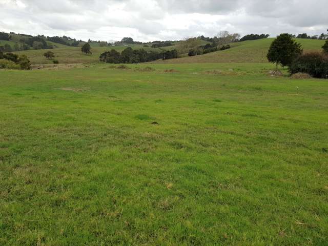 15 Manaaki Circle Paparoa_1