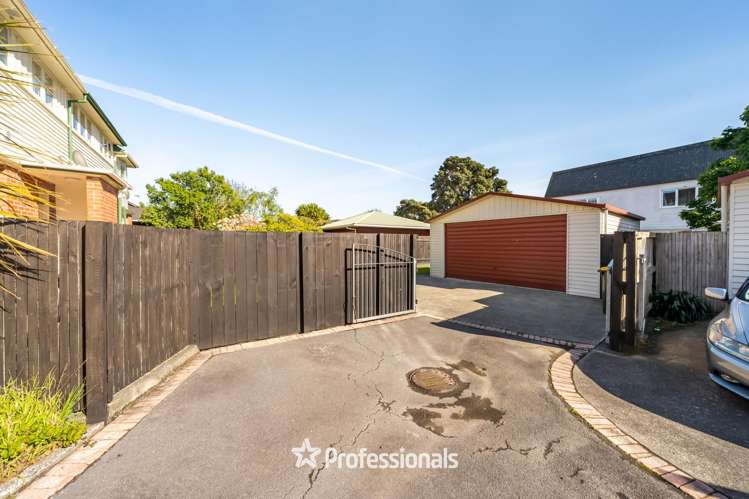 215 Knights Road Lower Hutt Central_11