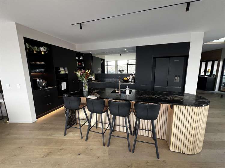 60 Middleton Road_5