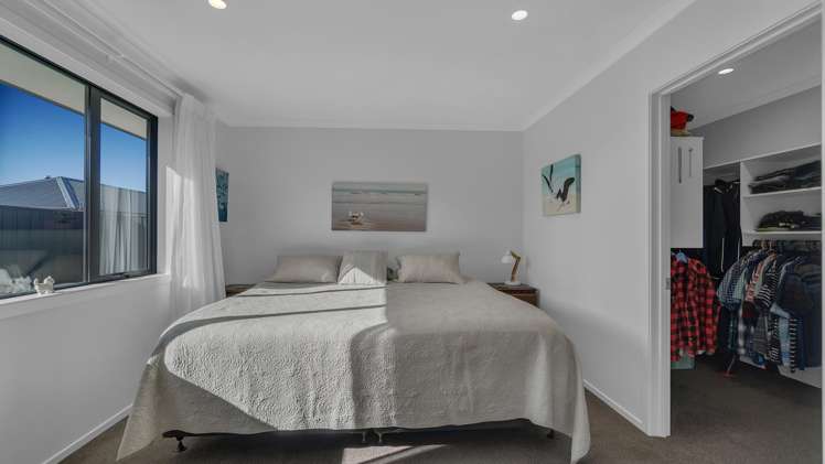 7 Merino Crescent Amberley_14
