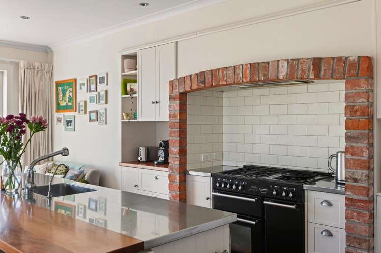 64 Russell Street Whataupoko_3