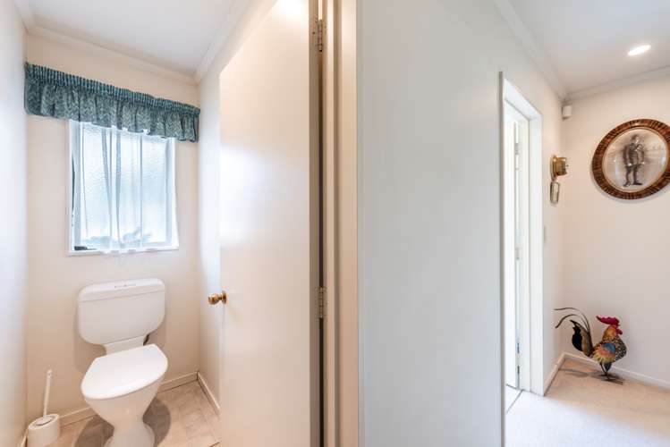 84 Aldinga Avenue Stoke_17