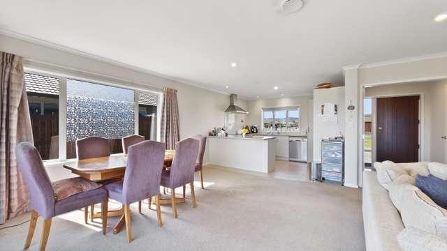 27 Carroll Place Owhata_4