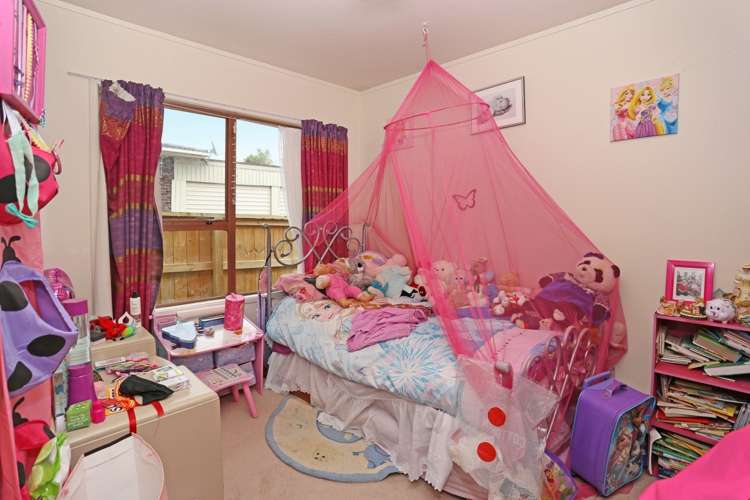 40 Matuhi Rise Henderson_12