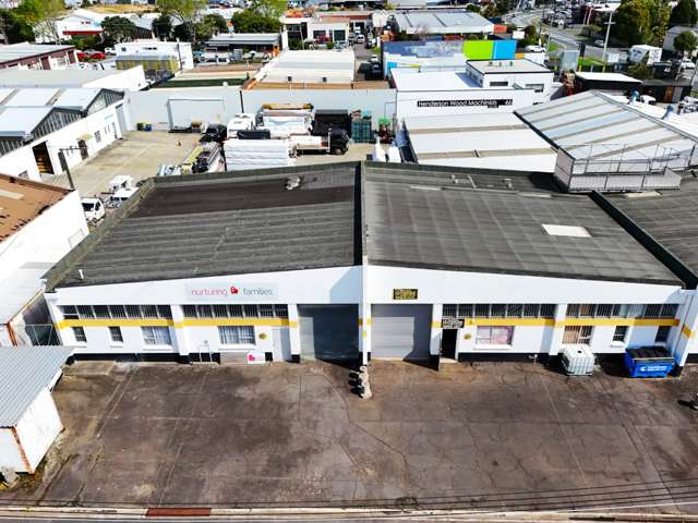 42B Henderson Valley Road Henderson_1