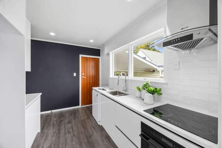 1/6 Murray Road Te Atatu Peninsula_6