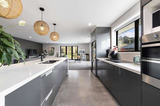 31 Kingfisher Crescent Albert Town_2