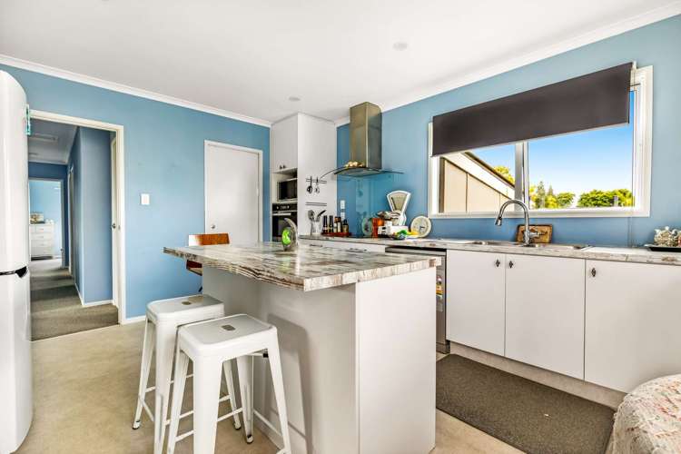 22 Kowhai Avenue Edgecumbe_5