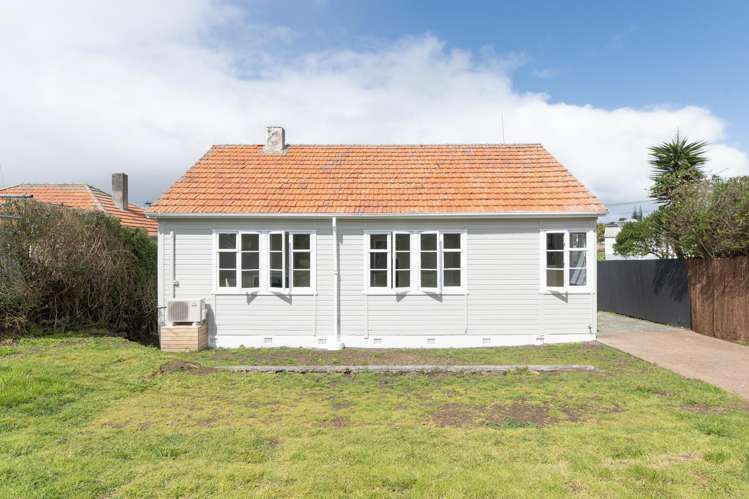 51 Parkinson Avenue Mount Roskill_14