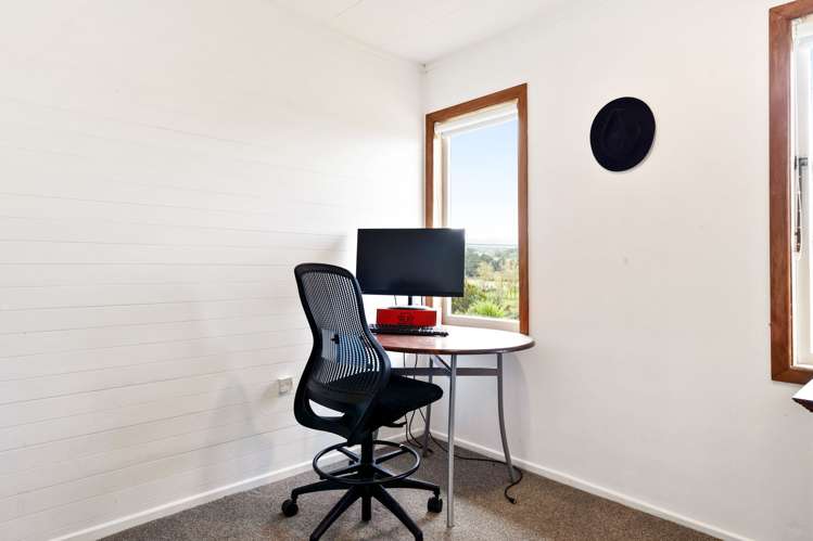 24 Toetoe Road Otaika_16