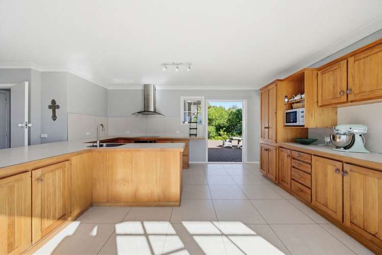 36 Longview Rd Poraiti_4