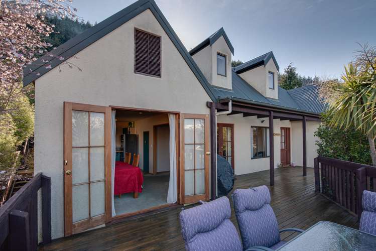 36 Greenstone Place Fernhill/Sunshine Bay_13