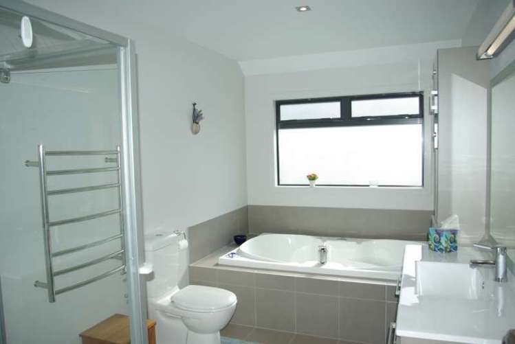 125 Hitiri Road Kinloch_15