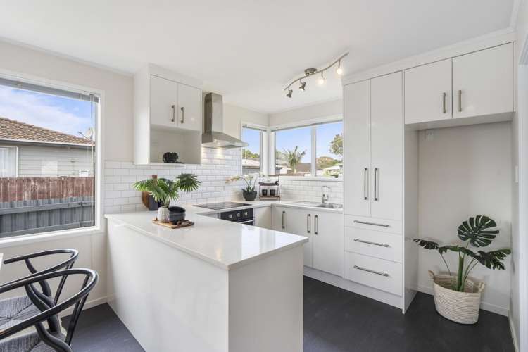 26 Growers Lane Mangere East_3