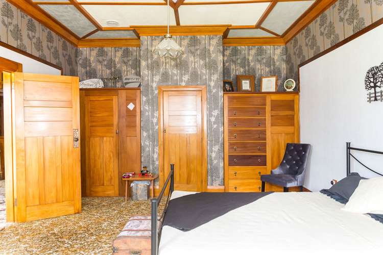 39 Guy Street Dannevirke_17