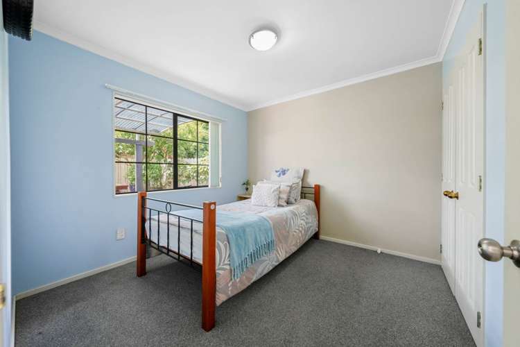 8 John Lister Close Golflands_15