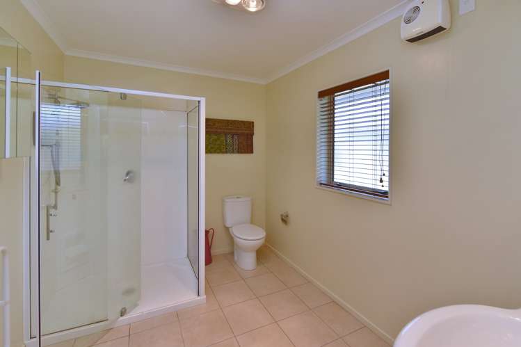 9 Highpeak Place Wigram_13