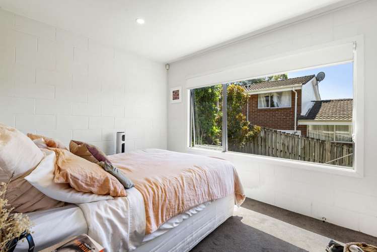 22 Don Croot Street Western Springs_24