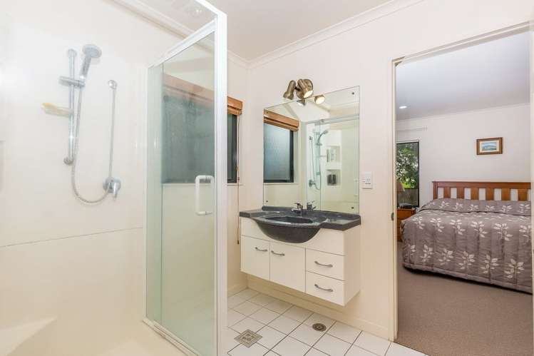 314 Hill Road The Gardens_30