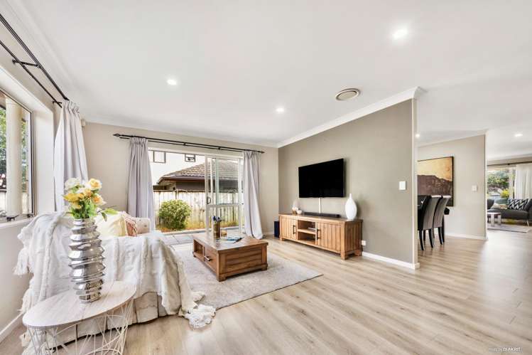 3 Bridgefield Crescent Flat Bush_11