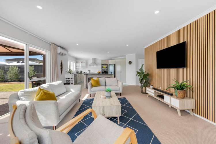 56 Pine Harbour Parade Beachlands_2