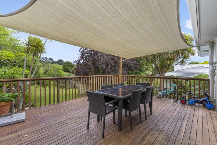 242 Henderson Valley Road Henderson_24