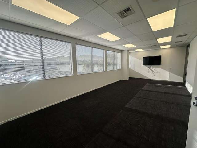 17 Lambie Drive City Centre_3