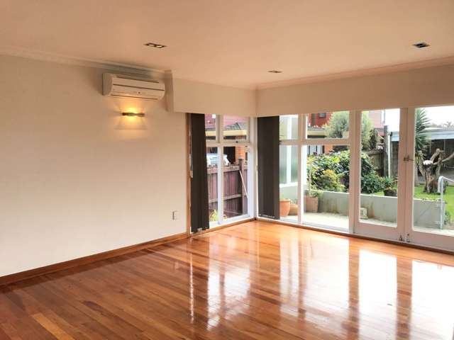 4/18 Tawhiri Road One Tree Hill_2