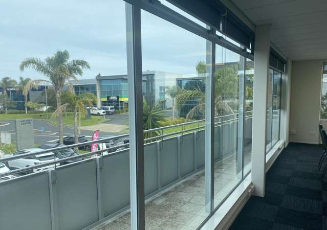 A1, 4 Antares Place Albany_2