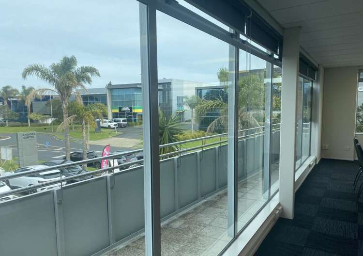 A1, 4 Antares Place Albany_2