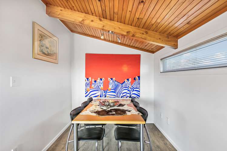 1/6 Aspiring Avenue Clover Park_5