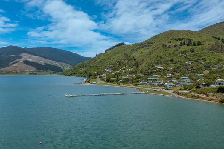 8 Oliver Place Anakiwa and Surrounds_15