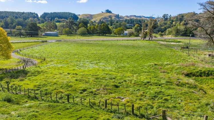 2, 127 Ongaonga Road Waipawa_6