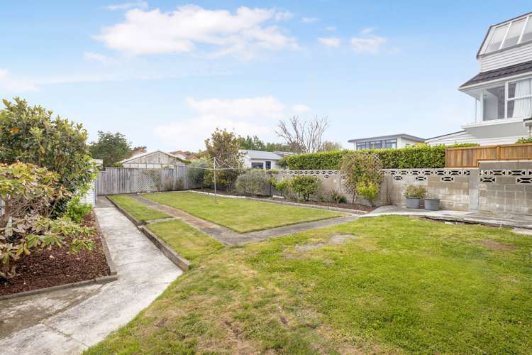 23 Falkirk Avenue Seatoun_16