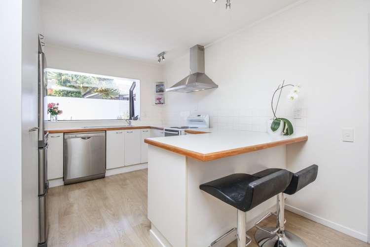 2/210 Te Atatu Road Te Atatu South_7