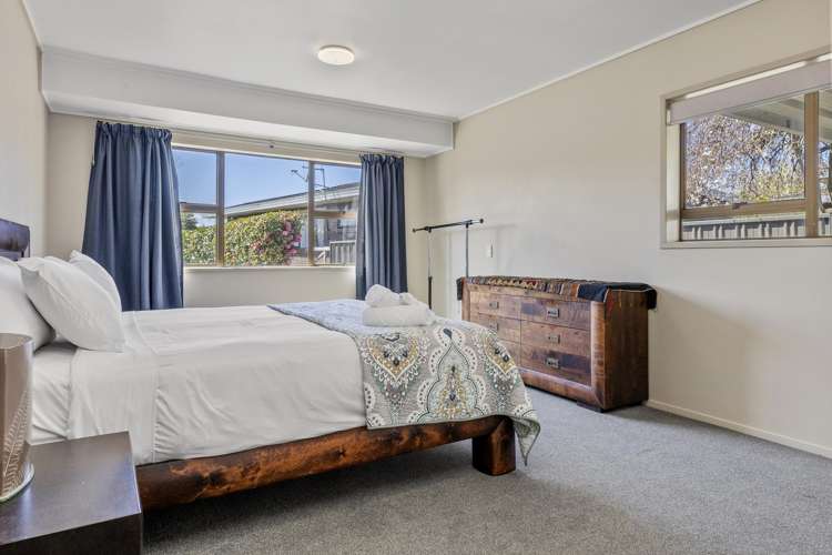 2/7 Kathleen Place Rainbow Point_18