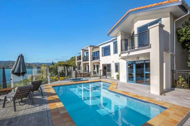 15a Seaview Road Paremata_7