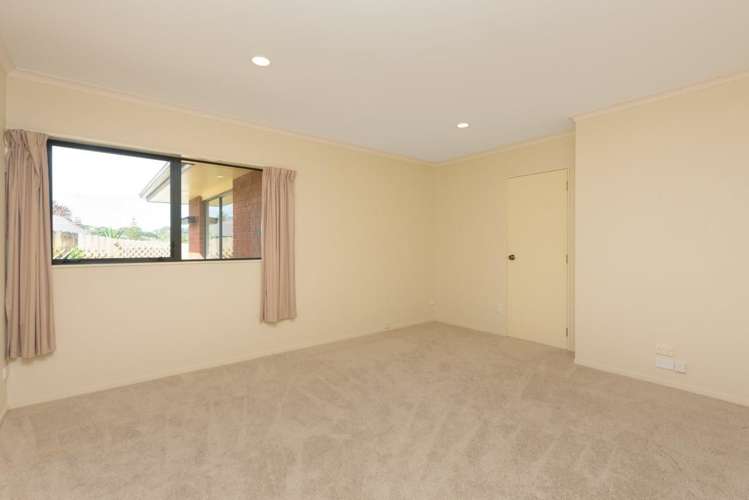 10 Atkins Way Ohauiti_14