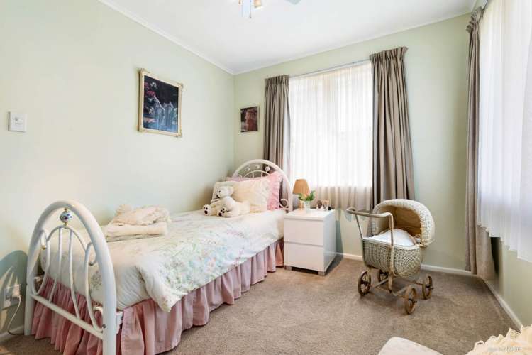 9 Aeroview Drive Beach Haven_10