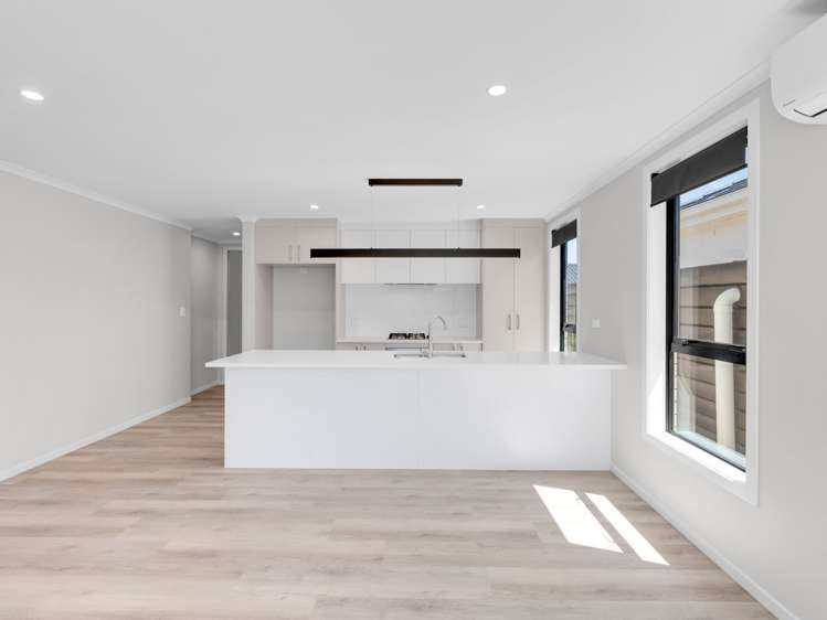 30 Waruhia Crescent Rototuna North_5