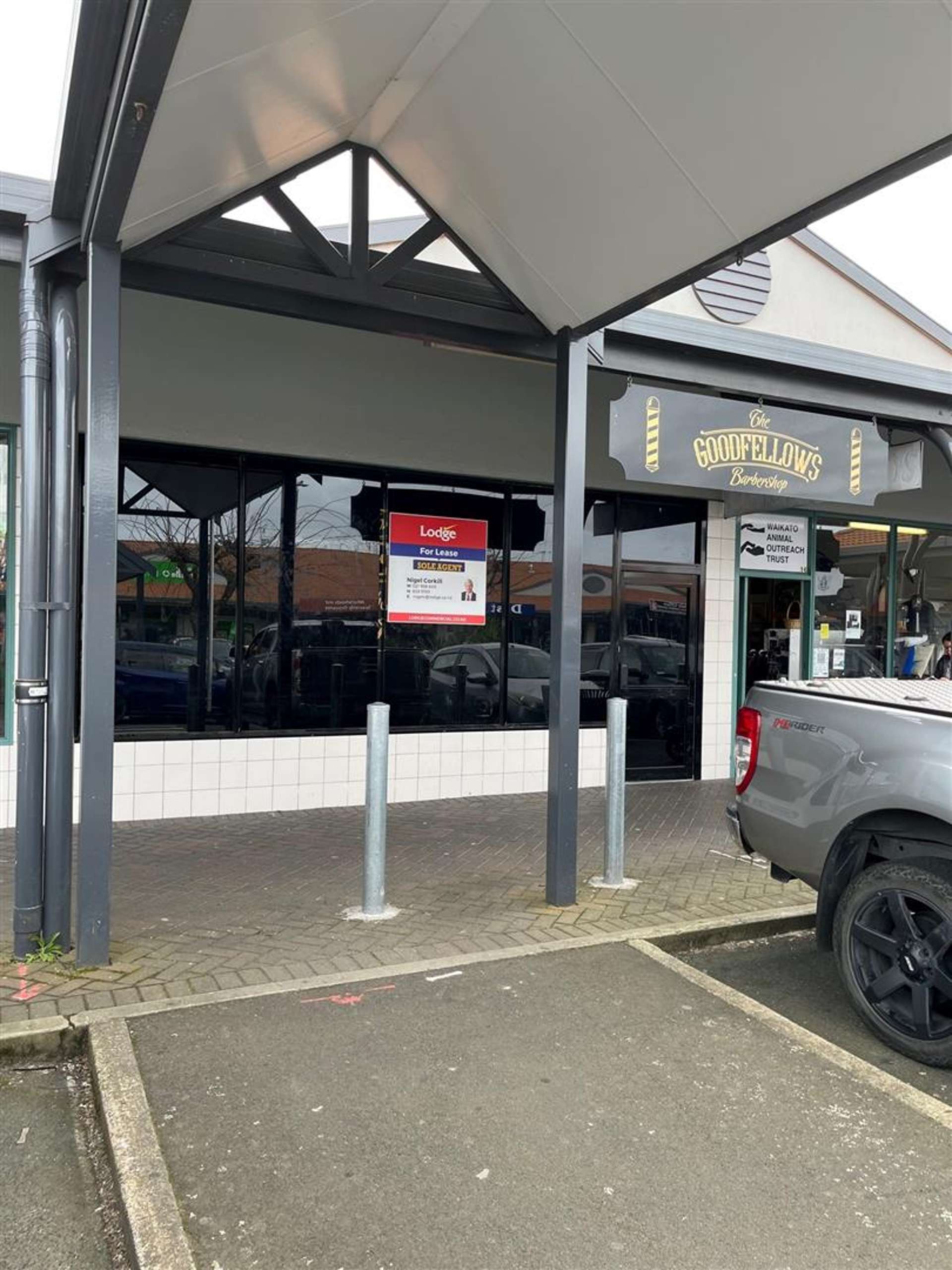 Unit 17, 35 Whatawhata Road, Dinsdale Shopping Dinsdale_0