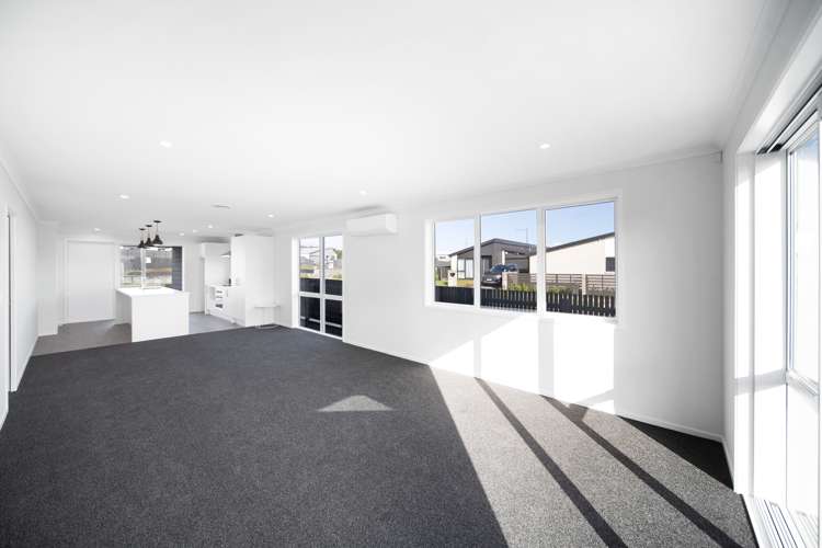 7 John Main Drive Ramarama_6