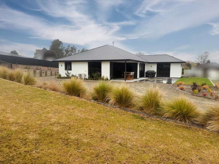 12 Whitehaven Street Weston_29
