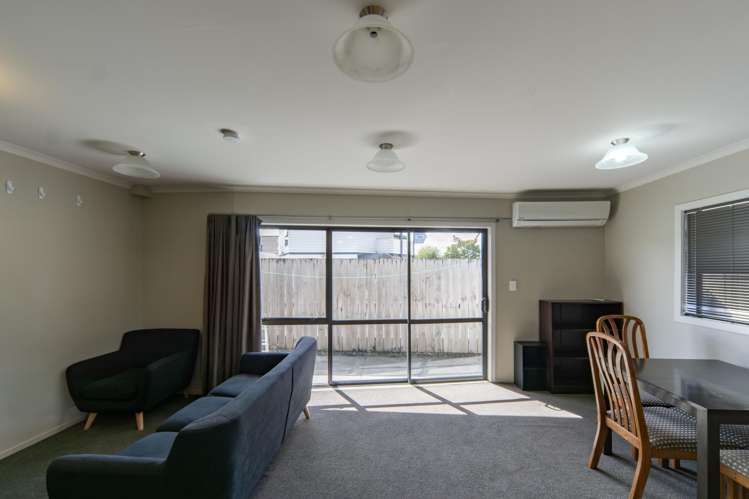 32M Abbotsford Street Hamilton Central_5